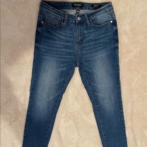 Judy Blue Skinny Jeans. Size 9. EUC